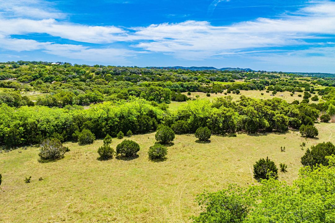 Kendall County Dos Colinas Ranch N of Sisterdale Texas Ranches